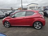Used Peugeot 208 GTi 200 HP (147 kW) 2013 Red Hatchback