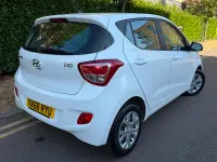 Used Hyundai i10 SE 67 HP (49 kW) 2017 White Hatchback