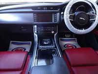 Używany Jaguar XF R-Sport 2017 Biały Kombi