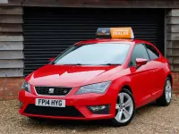 Begagnad Seat Leon FR 2014 Röd Halvkombi