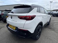 Used Vauxhall Grandland X SRi 130 HP (95 kW) 2022 White SUV