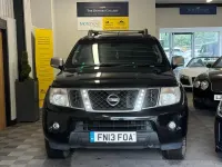 Used Nissan Navara Platinum 190 HP (139 kW) 2013 Black Pickup