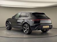 Used Porsche Macan 265 HP (194 kW) 2024 Black SUV
