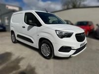 Used Vauxhall Combo Sportive 100 HP (73 kW) 2019 White MPV