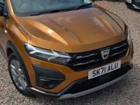 Used Dacia Sandero Essentiel 90 HP (66 kW) 2021 Orange Hatchback