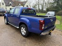 Used Isuzu D-Max 2018 Blue Pickup