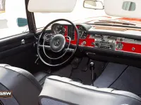 Używany Mercedes 230 148 KM (108 kW) 2020 Czerwony Kabriolet
