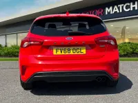 Used Ford Focus ST-Line X 2018 Red Hatchback
