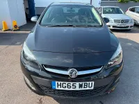 Used Vauxhall Astra Excite 200 HP (147 kW) 2016 Black Hatchback