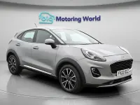 Gebraucht Ford Puma Titanium 125 PS (91 kW) 2022 Silber SUV