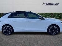 Second-hand Vauxhall Astra Ultimate 114 kW (156 CP) 2024 Alb Hatchback