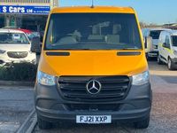 Begagnad Mercedes Sprinter Progressive 2021 Gul Van