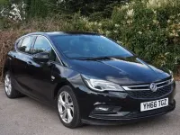 Used Vauxhall Astra SRi 100 HP (73 kW) 2016 Black Hatchback