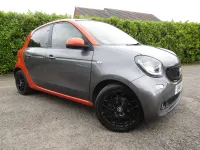 Used Smart ForFour Edition #1 90 HP (66 kW) 2015 Orange/black Hatchback