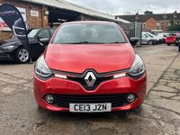Used Renault Clio IV Dynamique 90 HP (66 kW) 2013 Red Hatchback