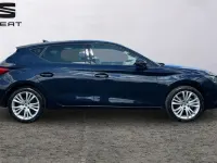 Used Seat Leon SE Dynamic 128 HP (94 kW) 2022 Blue Hatchback