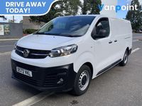 Used Vauxhall Vivaro S 100 HP (73 kW) 2022 White MPV