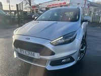 Used Ford Focus ST 250 HP (183 kW) 2015 Silver Hatchback