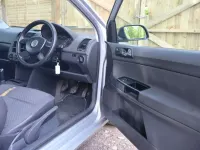 Begagnad VW Polo 2004 Silver Halvkombi