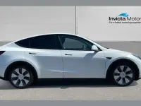 Used Tesla Model Y RWD 219 kW (299 HP) 2022 White SUV