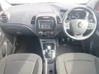 Used Renault Captur Iconic 90 HP (66 kW) 2019 Red SUV