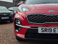 Usado Kia Sportage 130 HP (95 kW) 2019 Vermelho SUV