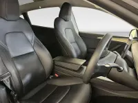 Used Tesla Model Y Standard Range 219 kW (299 HP) 2023 White SUV