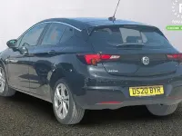 Begagnad Vauxhall Astra SRi 110 HK (80 kW) 2020 Svart Halvkombi