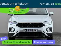 Usado VW T-Roc Life 150 HP (110 kW) 2025 SUV