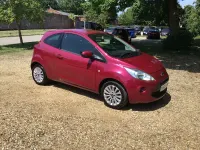 Used Ford Ka Zetec 69 HP (50 kW) 2015 Red Hatchback