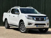 Used Nissan Navara Tekna 190 HP (139 kW) 2018 White Pickup