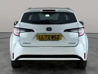 Used Toyota Corolla 122 HP (89 kW) 2023 White Estate