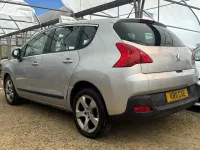 Używany Peugeot 3008 Sport 112 KM (82 kW) 2011 Srebrny Kombi