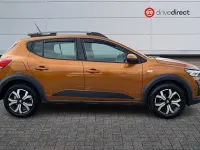 Used Dacia Sandero Prestige 90 HP (66 kW) 2022 Orange Hatchback