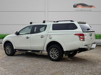 Used Mitsubishi L200 2016 White Pickup