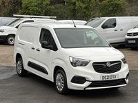 Second-hand Vauxhall Combo Sportive 100 CP (73 kW) 2021 Alb Van