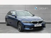 Used BMW 318 Sport Line 156 HP (114 kW) 2021 Blue Estate