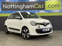 Used Renault Twingo Play 70 HP (51 kW) 2017 White Hatchback