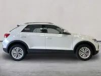 Usado VW T-Roc Life 110 HP (80 kW) 2023 Branco SUV