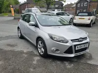 Usado Ford Focus Zetec 2014 Prateado Citadino