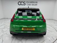 Used Renault 5 E-Tech Komfort 110 kW (150 HP) 2025 Green Hatchback