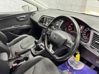 Used Seat Leon FR Sport 150 HP (110 kW) 2015 White Estate