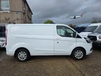Used Ford Transit Custom Limited 130 HP (95 kW) 2019 White Van