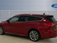 Used Ford Focus Vignale 155 HP (114 kW) 2020 Red Estate