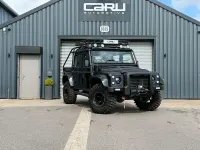 Used Land Rover Defender 200 HP (147 kW) 2014 Black SUV