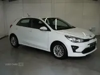 Used Kia Rio 84 HP (61 kW) 2021 White Hatchback