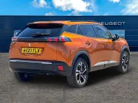Begagnad Peugeot 2008 Allure+ 2023 Orange SUV