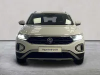 Usado VW T-Roc Life 110 HP (80 kW) 2023 Branco SUV