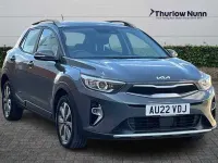 Usado Kia Stonic 99 CV (72 kW) 2022 Gris SUV