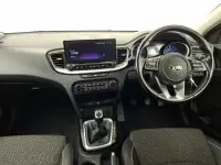Used Kia Ceed 114 HP (83 kW) 2020 Blue Hatchback